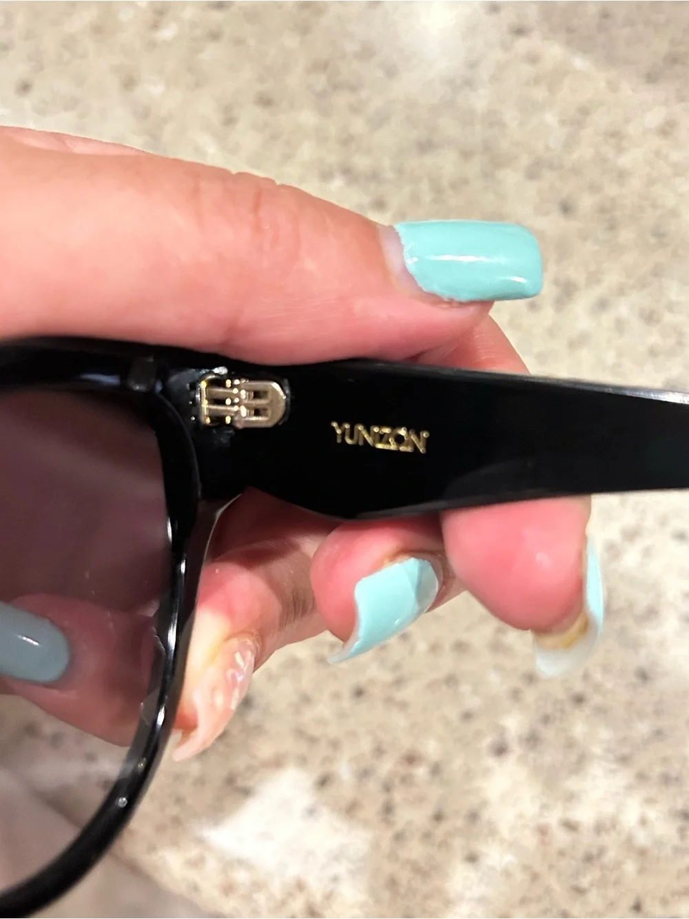 Yunison women’s Jet Black Sunglasses